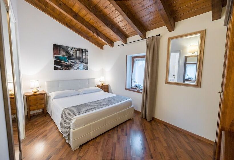 اتاق اکونومی, Villa Cariola