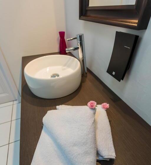 Номер Superior, Restaurant Côte Garonne Le Balcon Des Dames   Tonneins Marmande Agen   Chambres Climatisées