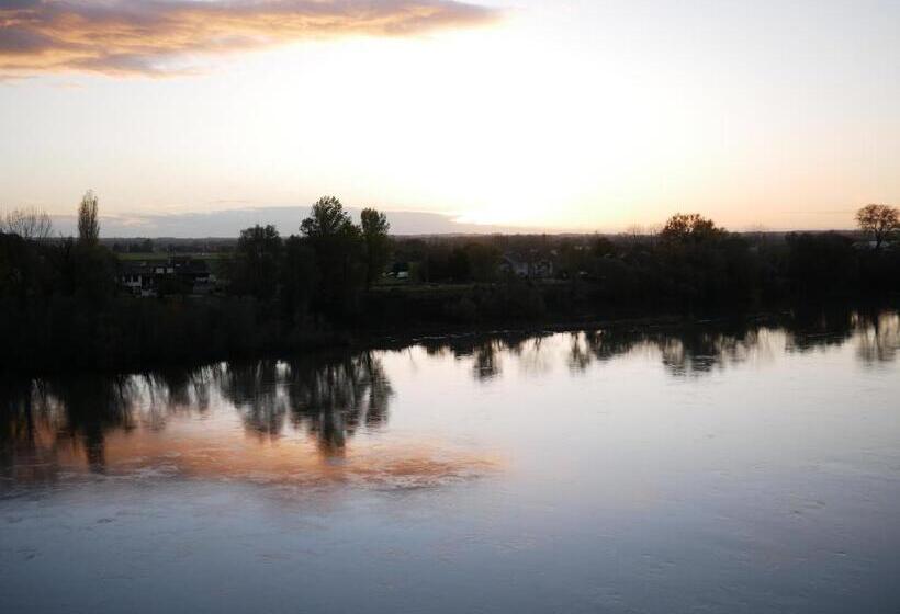 Номер Superior, Restaurant Côte Garonne Le Balcon Des Dames   Tonneins Marmande Agen   Chambres Climatisées