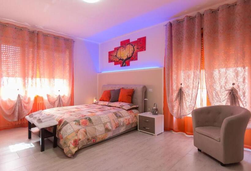 Номер Deluxe с Балконом, Suiteiris B&b