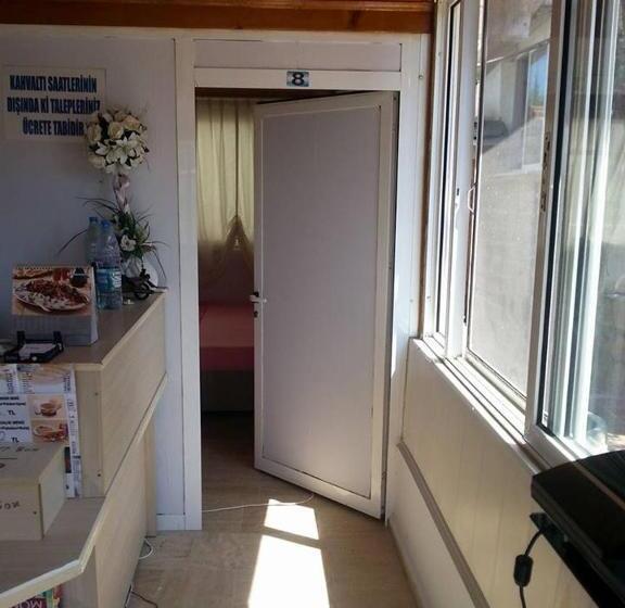 اتاق استاندارد سه نفره, Yona Motel