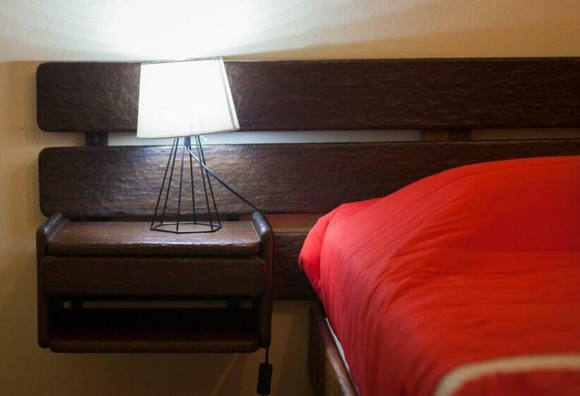 اتاق استاندارد, Beja Hostel