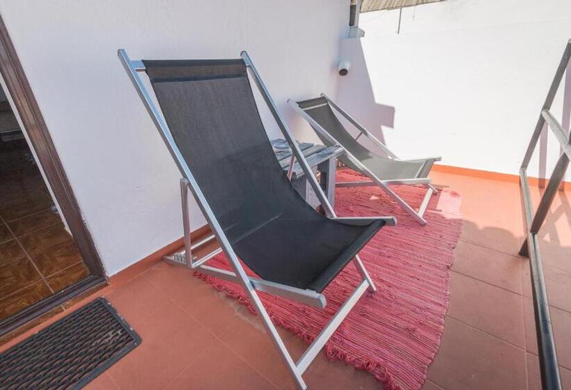 اتاق خانوادگی, Beja Hostel