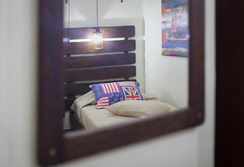 اتاق اکونومی, Beja Hostel