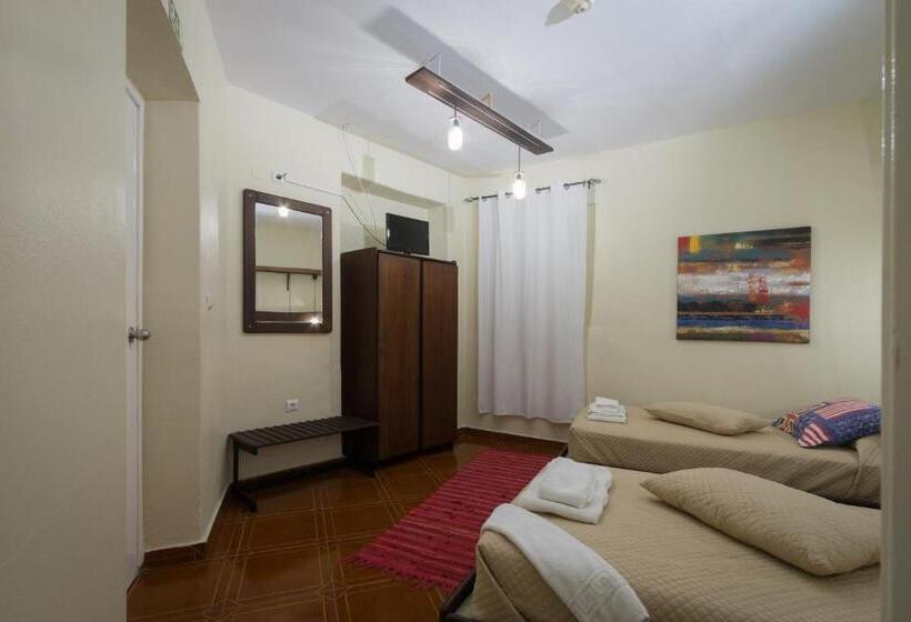 اتاق اکونومی, Beja Hostel