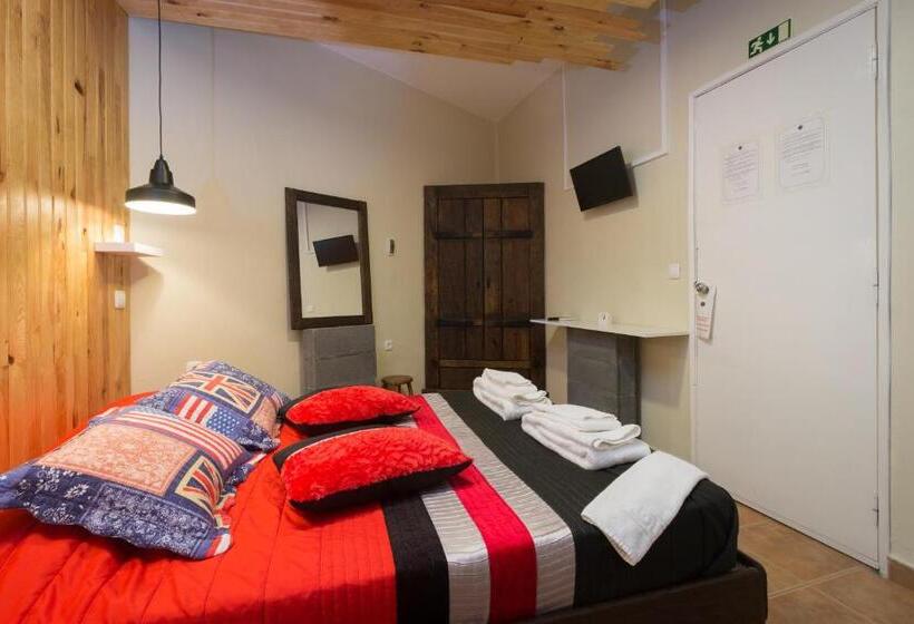 اتاق اکونومی, Beja Hostel