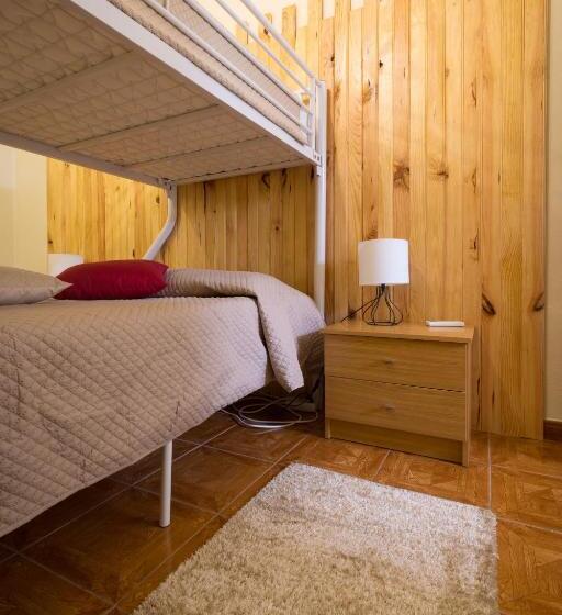 Economy Triple Room, Beja Hostel