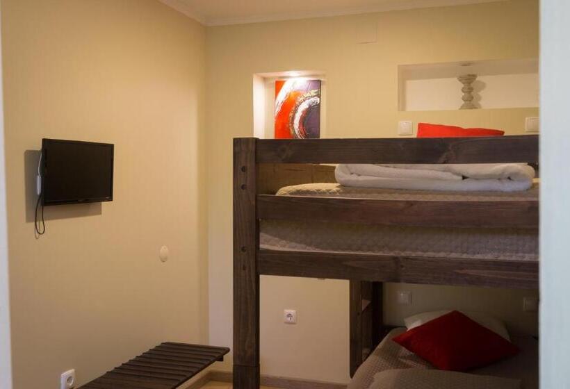 اتاق خانوادگی, Beja Hostel