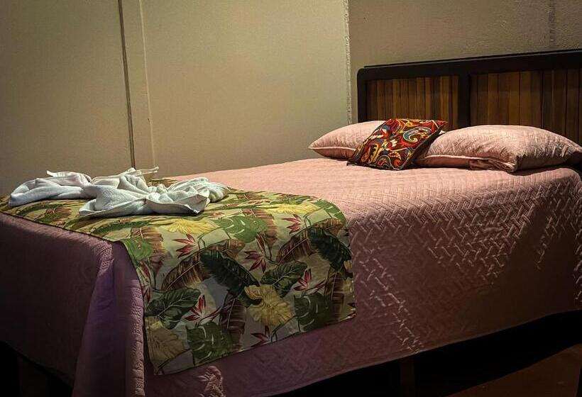 اتاق استاندارد, Cabinas Tropicales