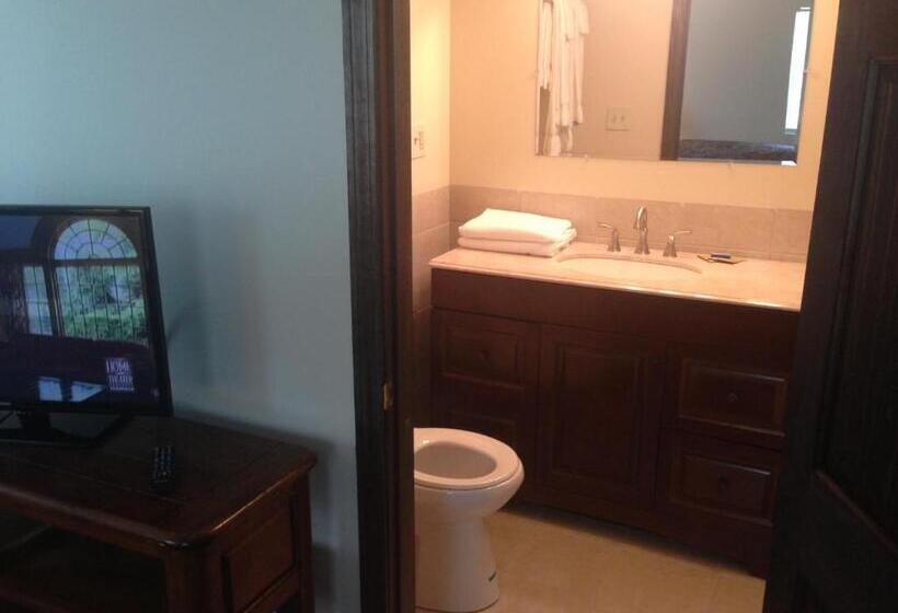 اتاق استاندارد با 2 تخت دوبل, Pine View Lodge