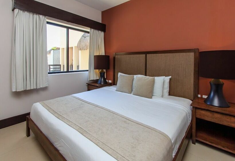 1 Bedroom Penthouse Apartment, Aldea Thai By Stella Rentals