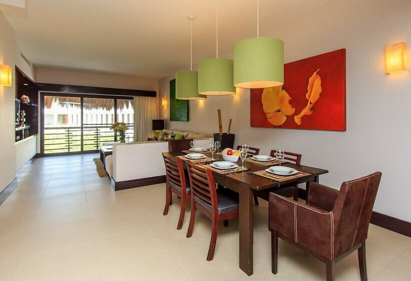 1 Bedroom Penthouse Apartment, Aldea Thai By Stella Rentals