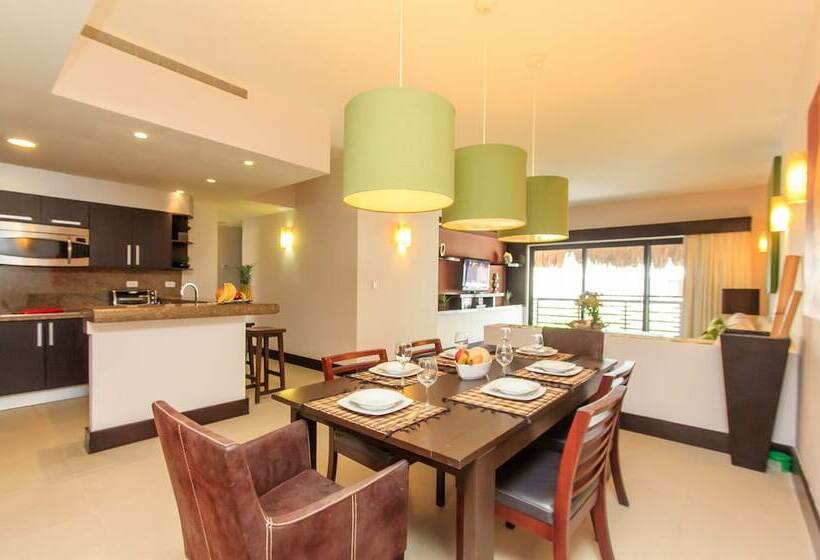 1 Bedroom Penthouse Apartment, Aldea Thai By Stella Rentals