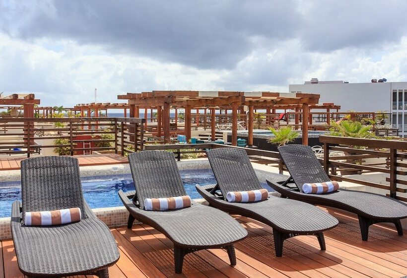 1 Bedroom Penthouse Apartment, Aldea Thai By Stella Rentals