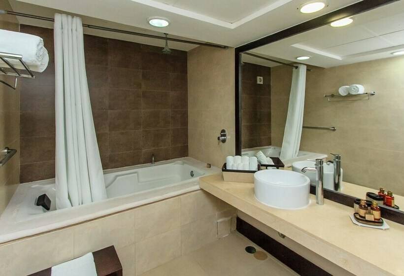 1 Bedroom Penthouse Apartment, Aldea Thai By Stella Rentals