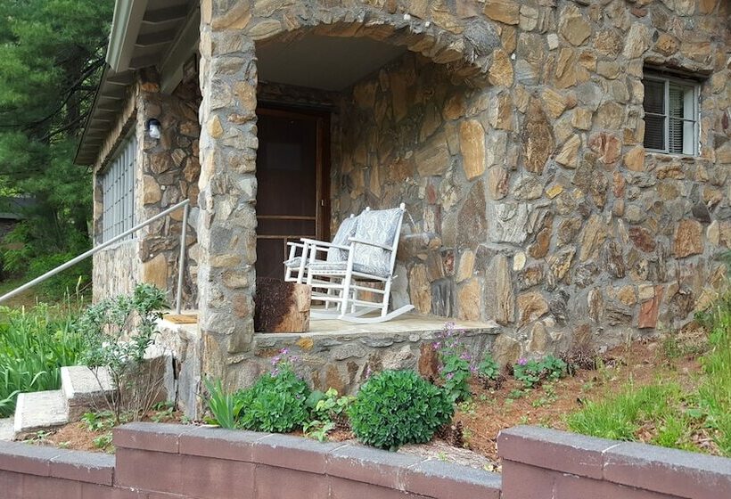 Хижина, Pisgah View Ranch