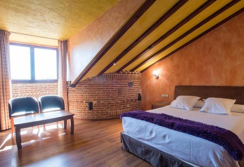 Номер Стандарт Трехместный, Spa Villa Pasiega