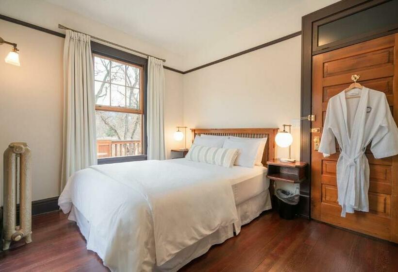 Номер Deluxe, Naramata Inn