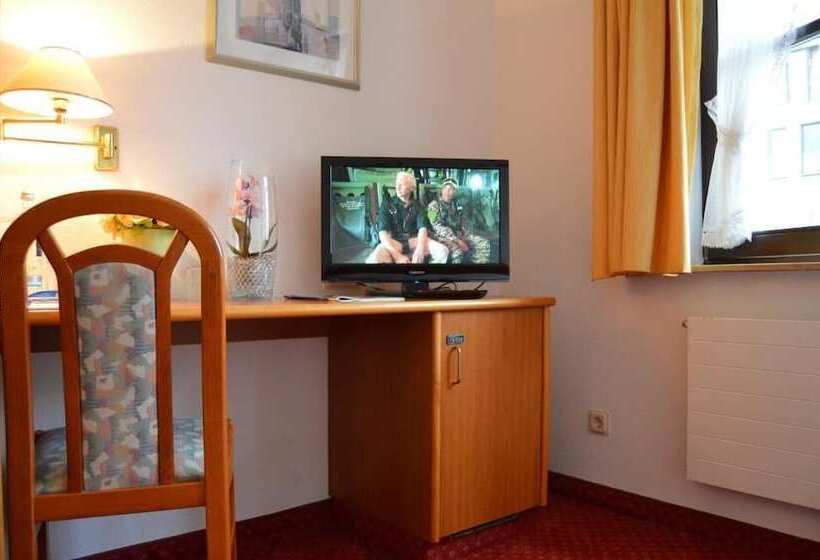 Семейный Номер, Arkaden Hotel Kelkheim