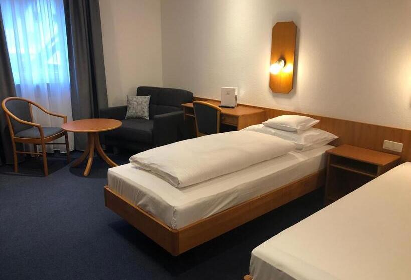 Семейный Номер, Landhotel Gasthof Zur Krone