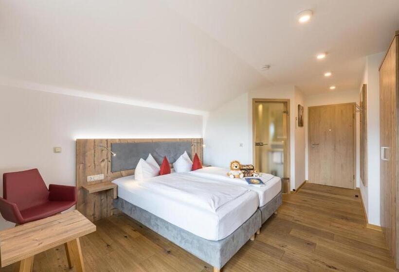 Номер Стандарт, Familienhotel Löwen