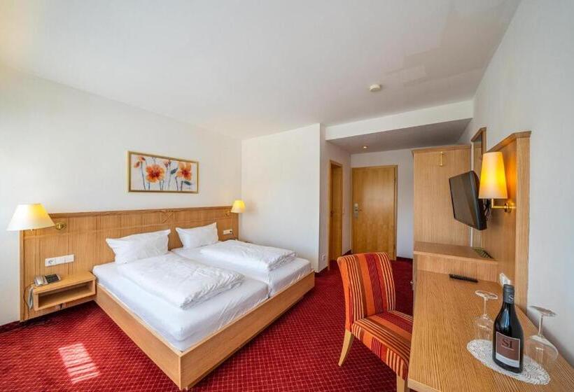 Номер Стандарт, Weinhotel Pfeffer & Salz