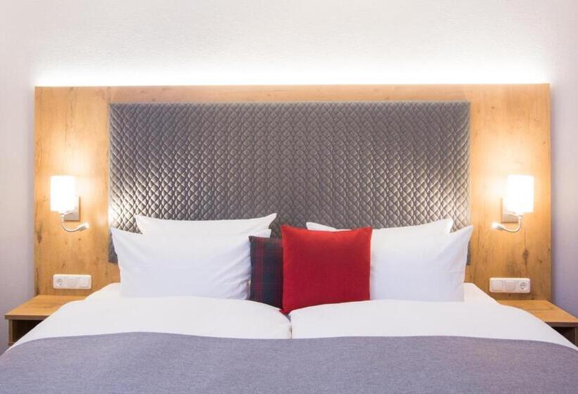Полулюкс Повышенной Комфортности, Genusshotel Zum Wendl