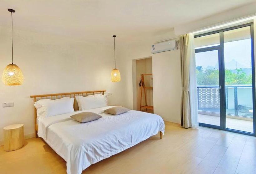 Номер Стандарт с Балконом, Riverside Retreat
