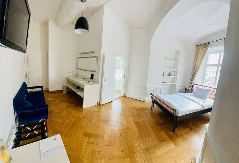Номер Стандарт Индивидуальный, Schlossparkhotel Mariakirchen