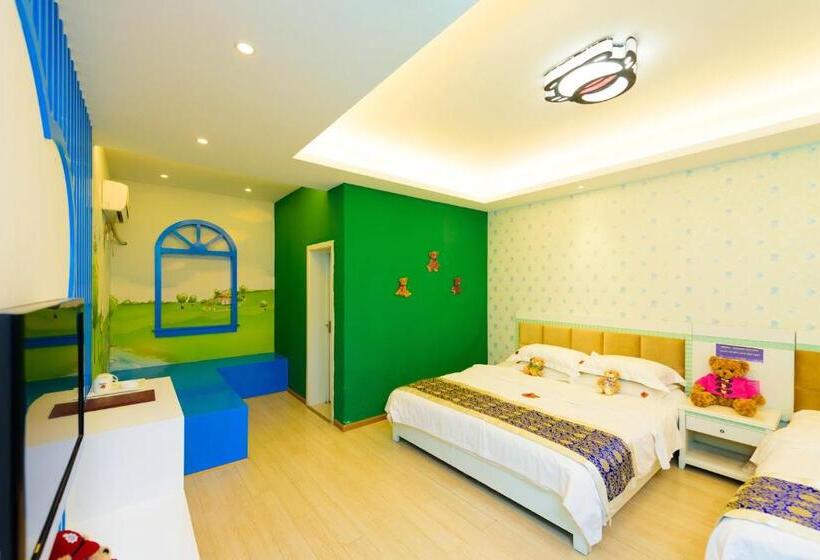 ファミリールーム, Mount Emei Teddy Bear Hotel玩具熊酒店
