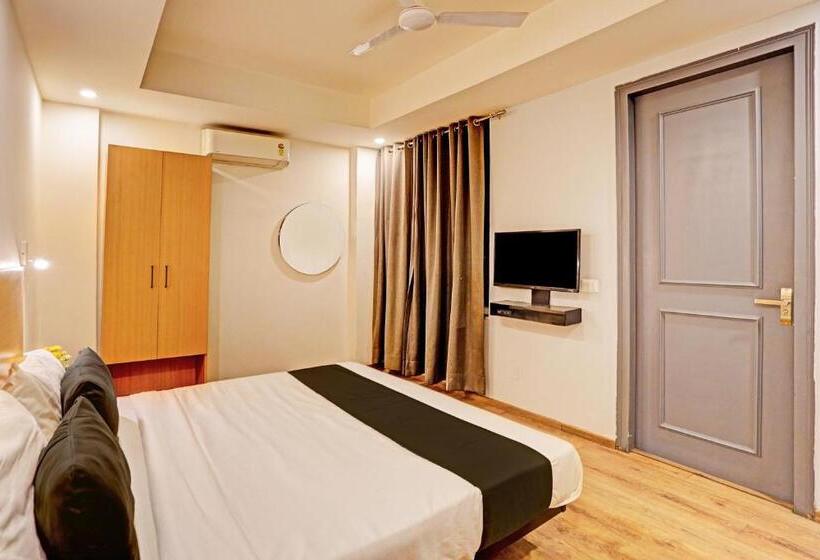 Трехместный Номер Классика, Oyo Townhouse 141 Sector 14 Old Gurgaon
