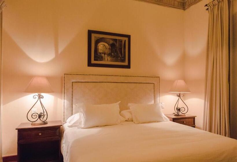 سوئیت با تخت بزرگ, Hacienda Los Arcangeles