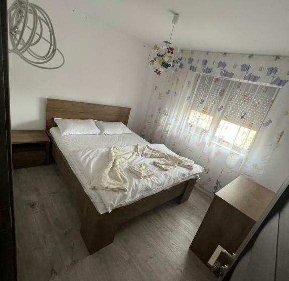 آپارتمان 1 خوابه, Apartament 5ive