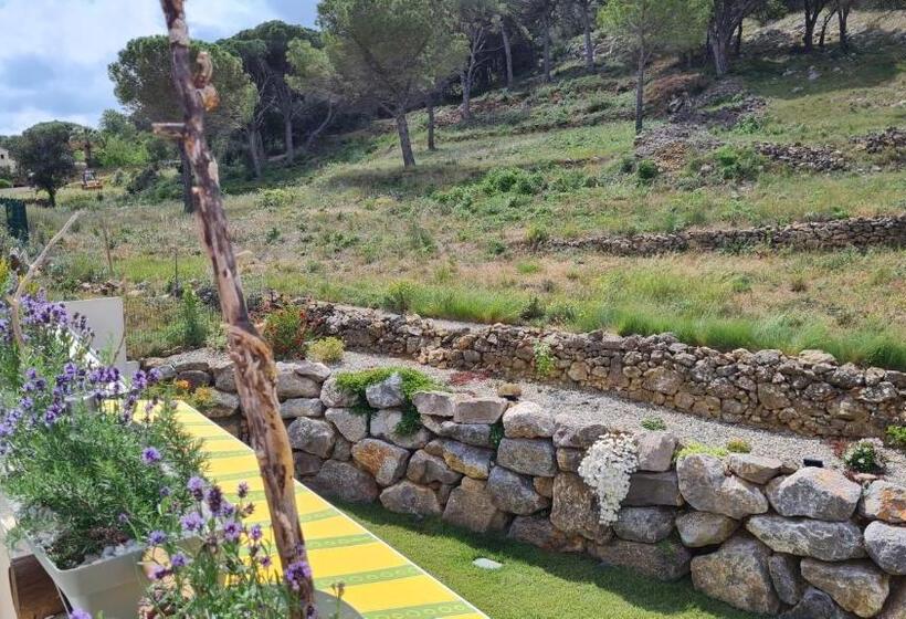 اتاق خانوادگی, Chambres D Hôtes B&b La Bergeronnette Avec Piscine Couverte Chauffée