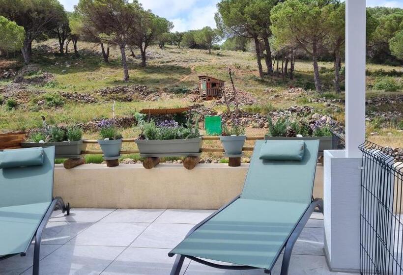 اتاق خانوادگی, Chambres D Hôtes B&b La Bergeronnette Avec Piscine Couverte Chauffée