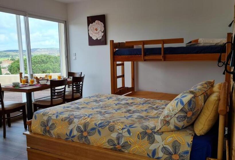 اتاق خانوادگی, Chambres D Hôtes B&b La Bergeronnette Avec Piscine Couverte Chauffée