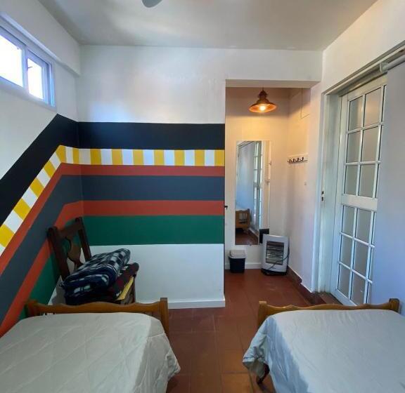 Номер Стандарт Совместная Ванная, 3260hostel