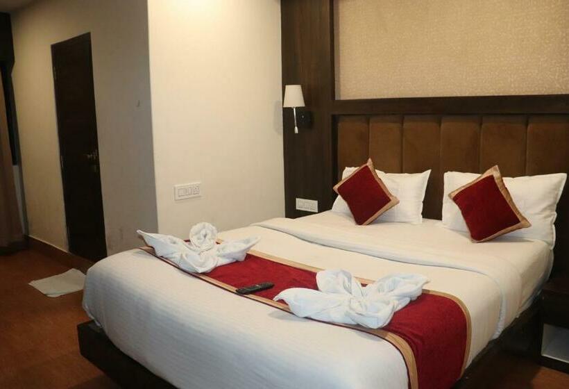 اتاق لوکس, The Imperial  & Spa