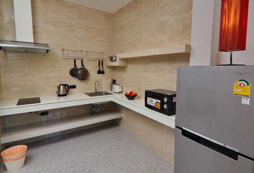 Дом 1 Спальня, The Zohan Resort & Travel Agency