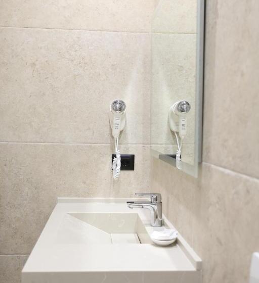 Трехместный Номер Стандарт Боковой Вид на Море, B&b Champagne, Vlore Bay