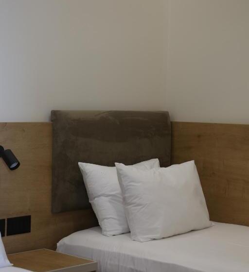 Трехместный Номер Стандарт Боковой Вид на Море, B&b Champagne, Vlore Bay