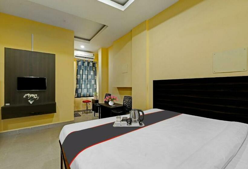 Номер Deluxe, Capital O H K Residency