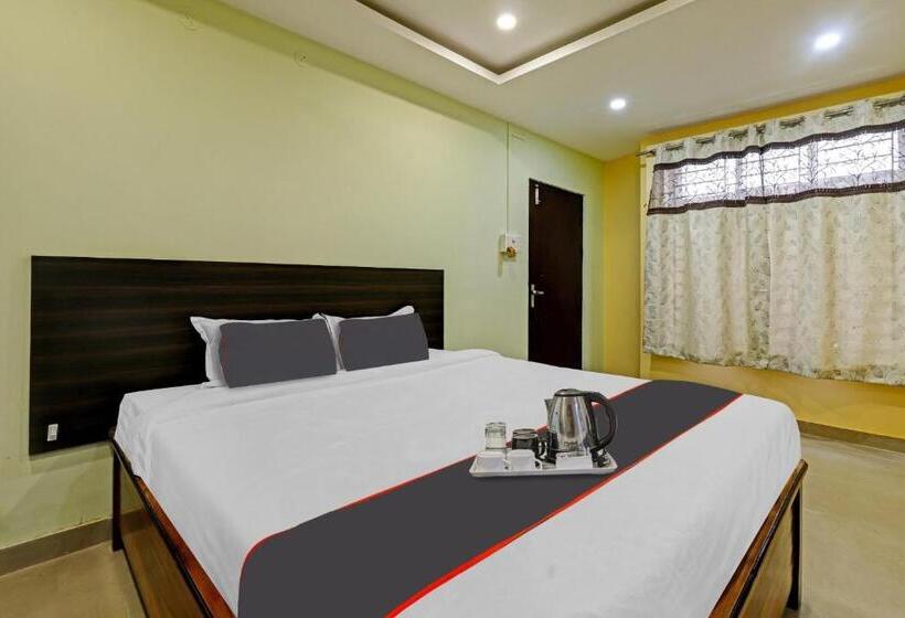 Номер Deluxe, Capital O H K Residency