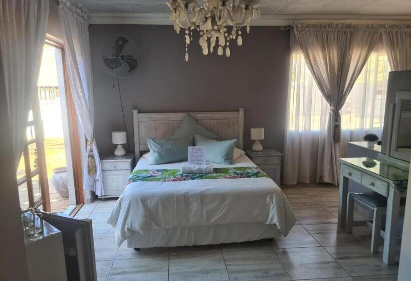 스탠다드 룸, Royal Villa Guesthouse