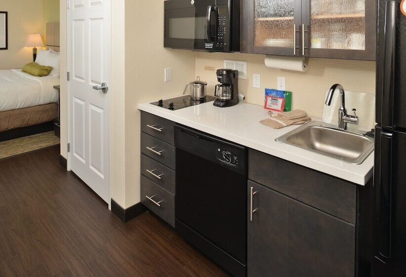 Студия Стандарт Двуспальная Кровать, Candlewood Suites Eugene Springfield, An Ihg