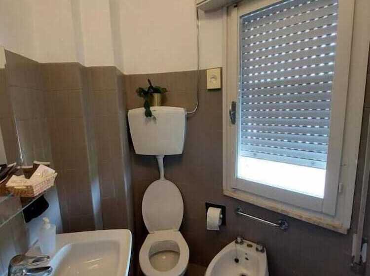 Номер Стандарт Трехместный, Maison Des Roses