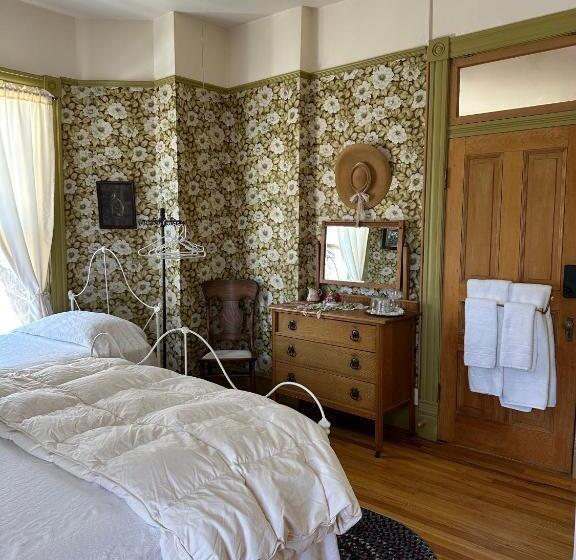 Люкс Deluxe Кровать Кинг, Gable House Bed And Breakfast Inn