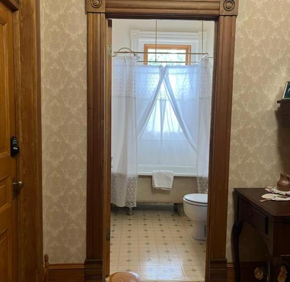 Номер Стандарт Совместная Ванная, Gable House Bed And Breakfast Inn