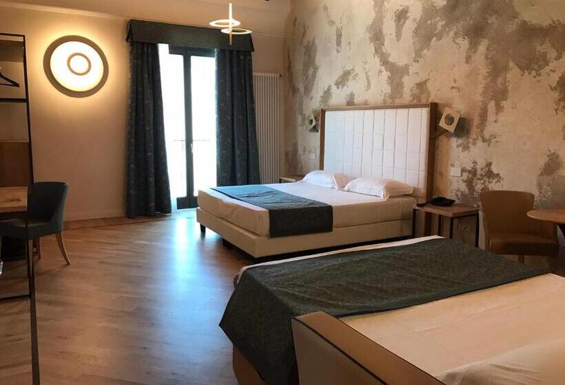 اتاق لوکس چهار تخته, Cà Uberti Home Boutique