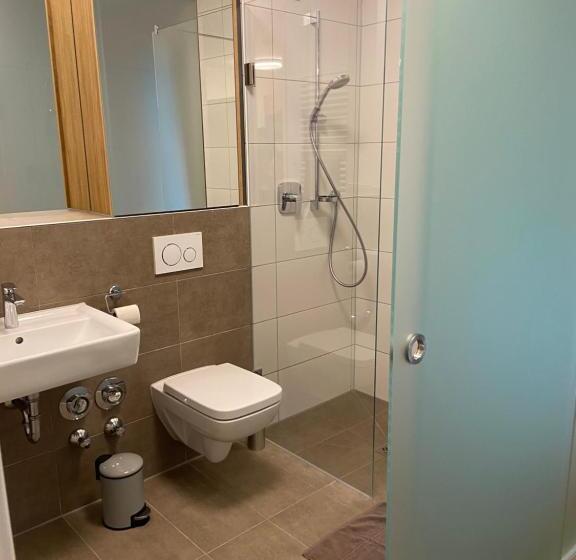 Номер Deluxe, Con4rent